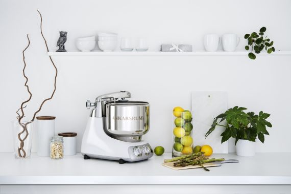 Kuchyňský robot Ankarsrum pro zrychlení a ulehčení prací v kuchyni Kuchyňský robot Ankarsrum pro zrychlení a ulehčení prací v kuchyni