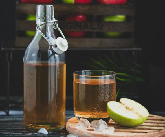 Krok za krokem k dokonalému jablečnému octu Jak si vyrobit domácí jablečný ocet ve fermentoru Kuvings