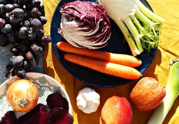 Co jíst během zimního období, abychom měli energii a nepřibírali