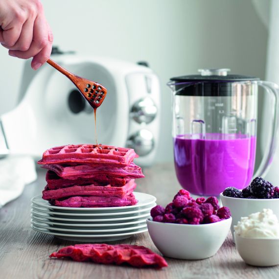 Domácí vafle z červené řepy