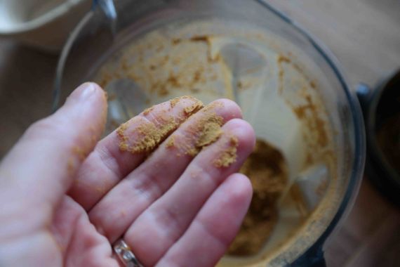 Vitamix rozdrtí bylinky na prach Vitamix rozdrtí bylinky na prach