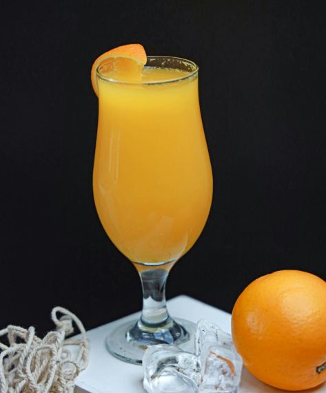 Citrusová šťáva s medem z odšťavňovače Kuvings Zdravá alternativa k přípitku: Valentýnské šťávy