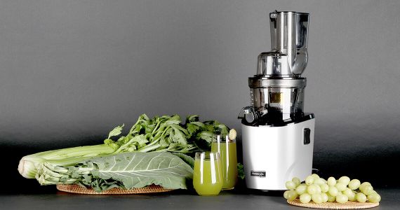 Je lepší šnekový nebo odstředivý odšťavňovač?