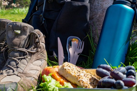 Praktický příbor Praktický příbor